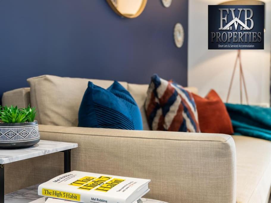 Charming Cosy Getaway Ideal For Leisure & Business Southampton Buitenkant foto